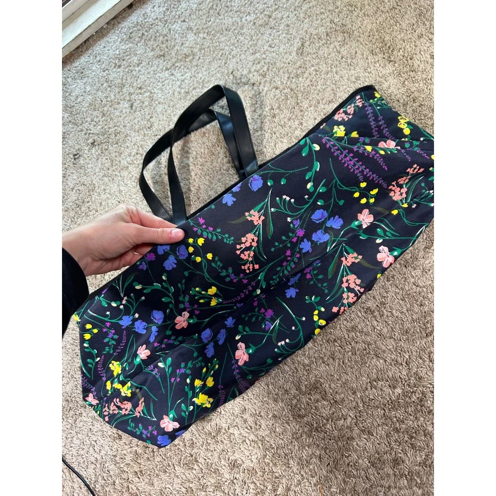 Victoria's Secret Floral Oversized Tote Bag Black‎ Pink Wildflower Zipper Travel